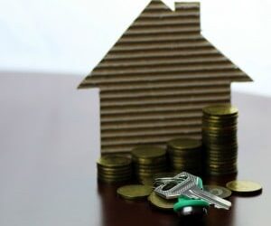 Surge in home loan refinancing