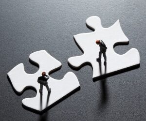 IRESS acquires O&M Systems