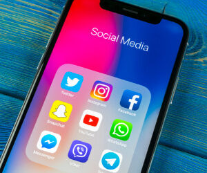 Wealth coaches and 'finfluencers' next bubble to burst