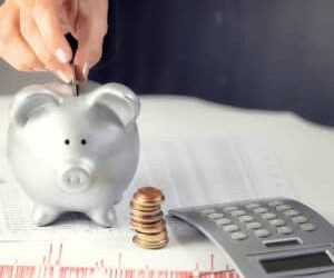 Lack of confidence in advising female investors